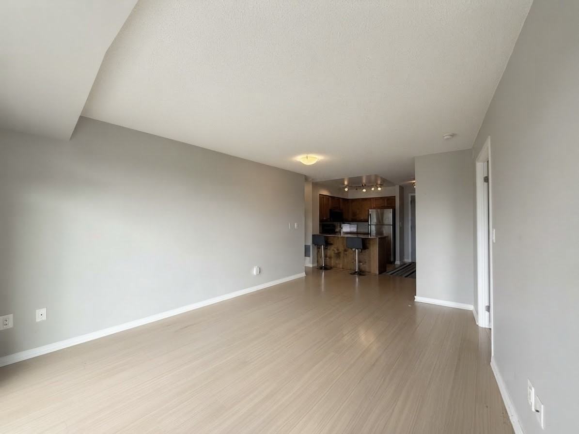 18 Valley Woods Rd #506 - Photo 5 of 29