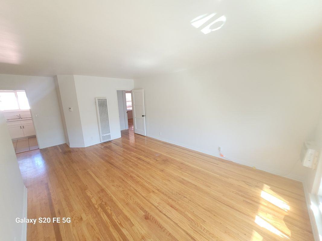 4159 Somerset Dr - Photo 4 of 9