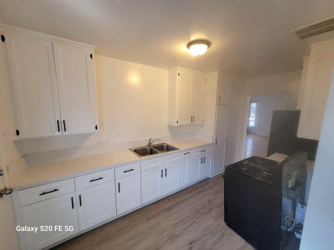 4163 Somerset Dr - Photo 2 of 7
