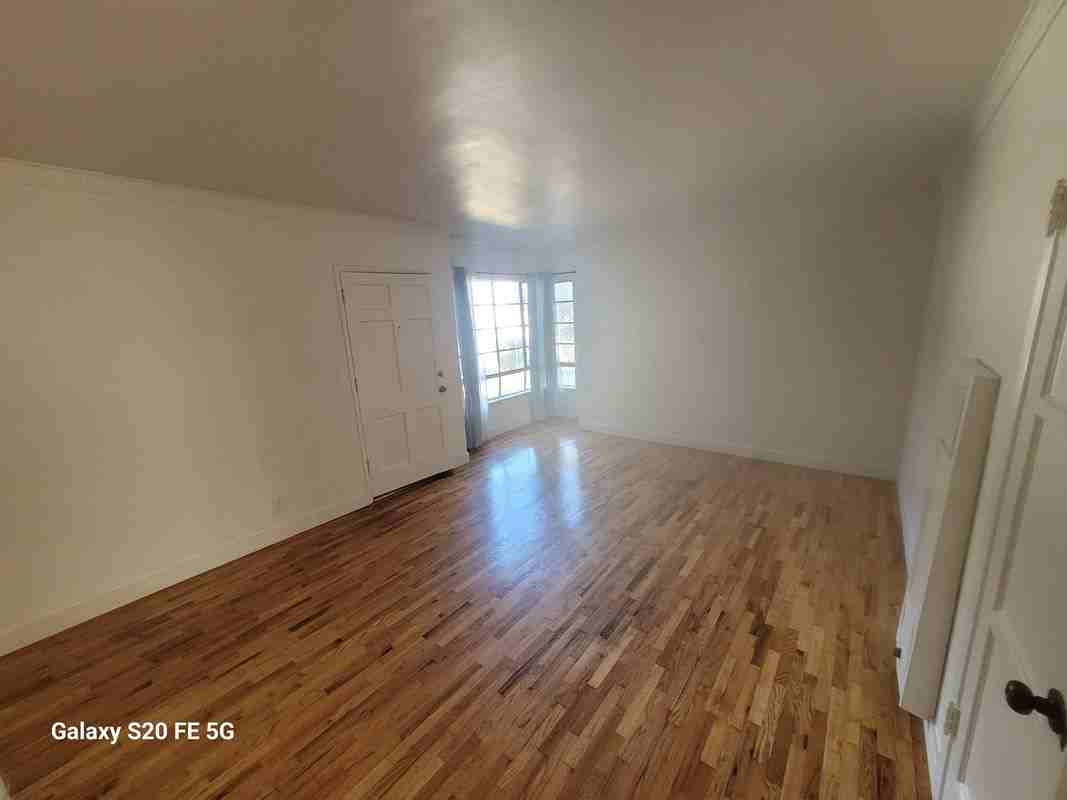 4163 Somerset Dr - Photo 4 of 7