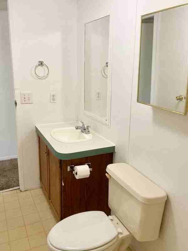 118 Stuart Cir Se - Photo 4 of 26