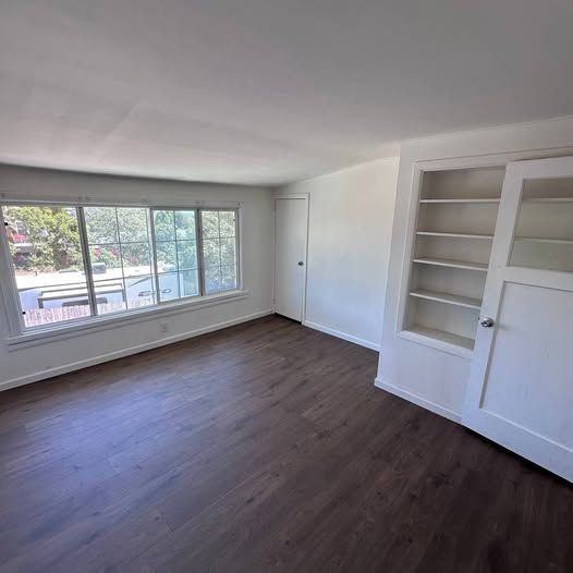 541 W Loop Dr - Photo 7 of 9