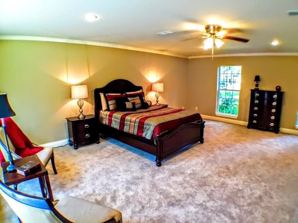 6415 Craigway Rd - Photo 4 of 7