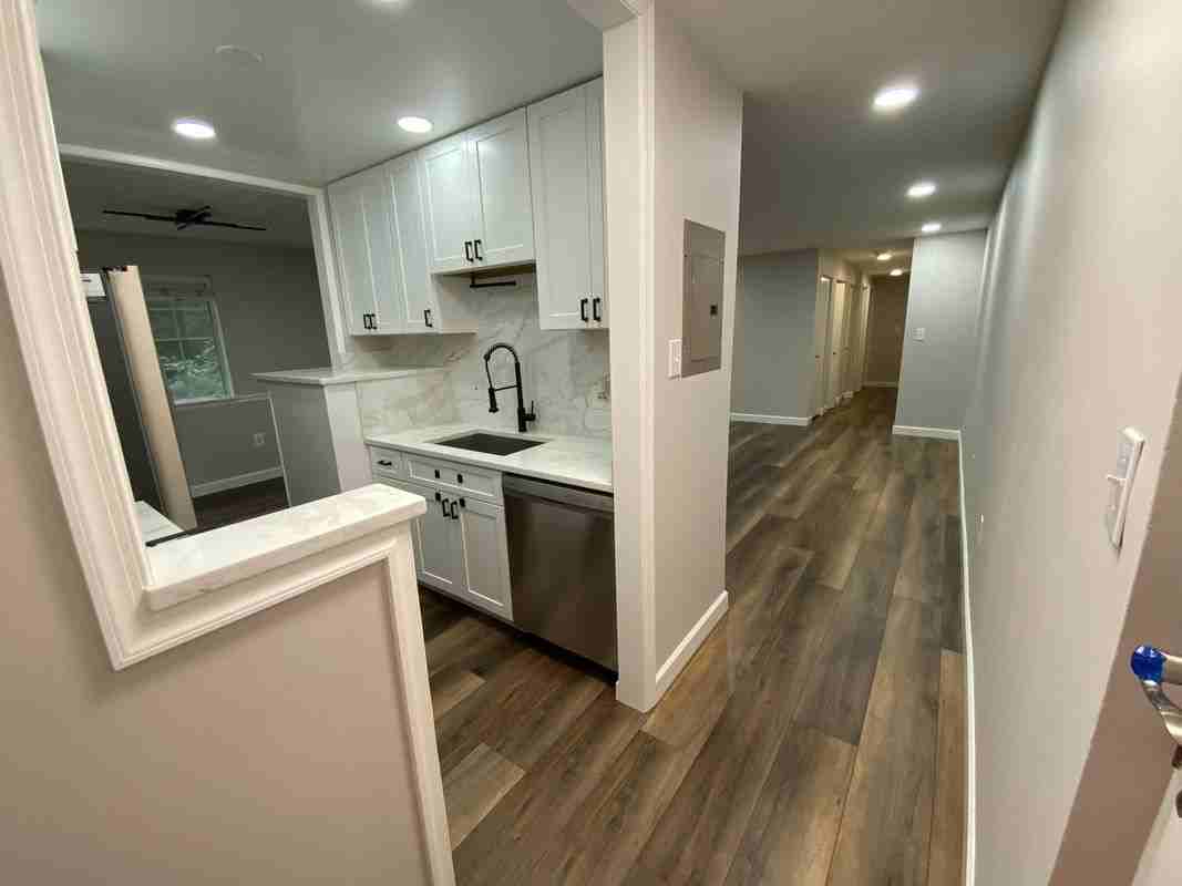 1533 Colonial Dr ##T2 - Photo 4 of 16