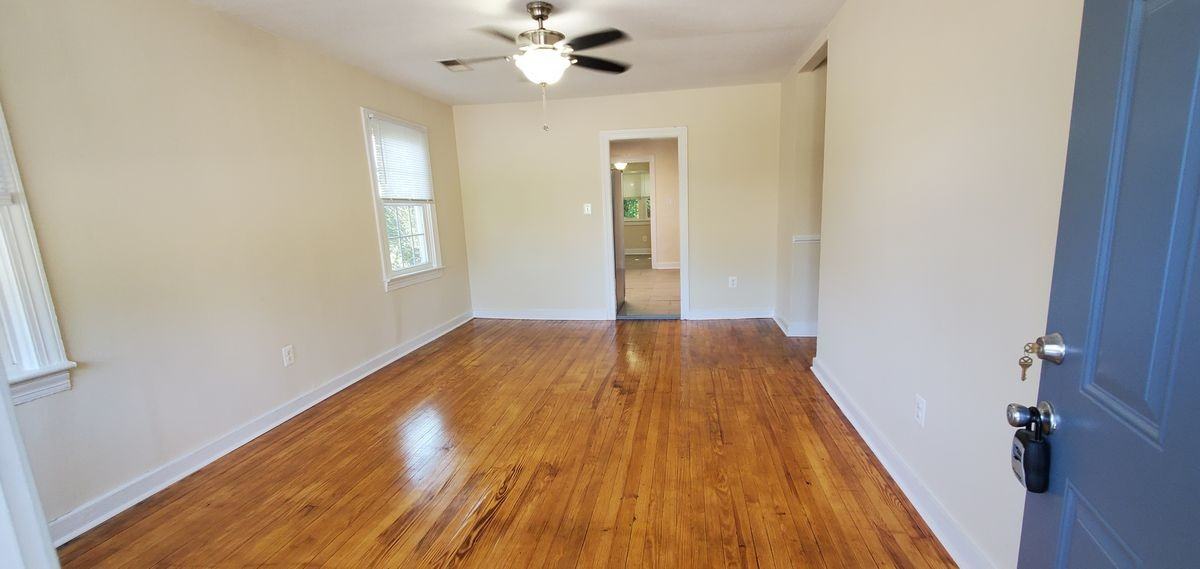 480 Hill St - Photo 3 of 20