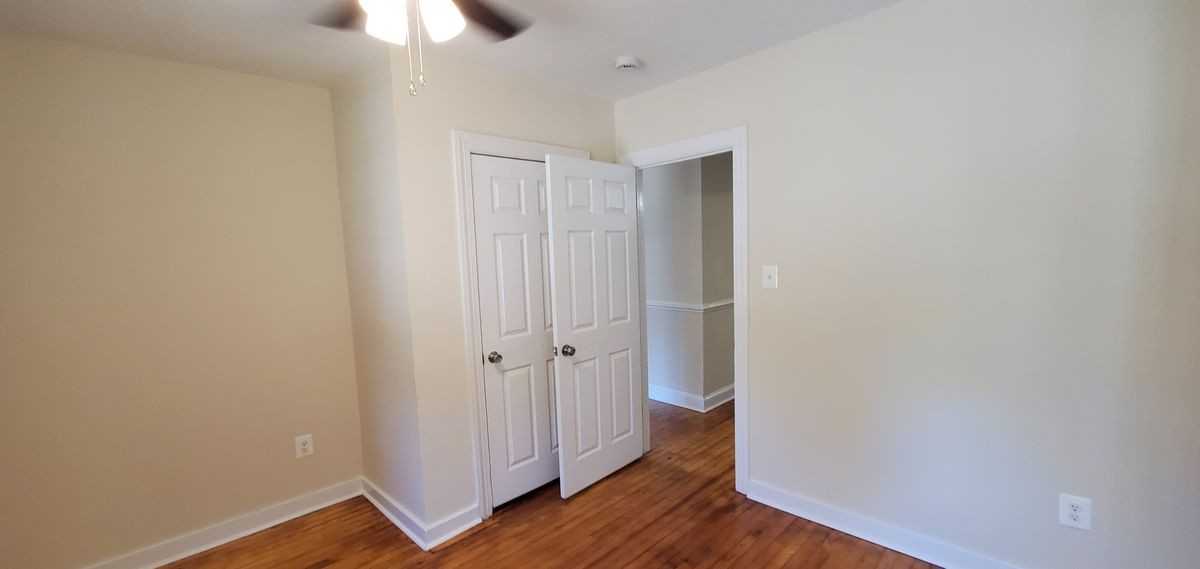 480 Hill St - Photo 4 of 20