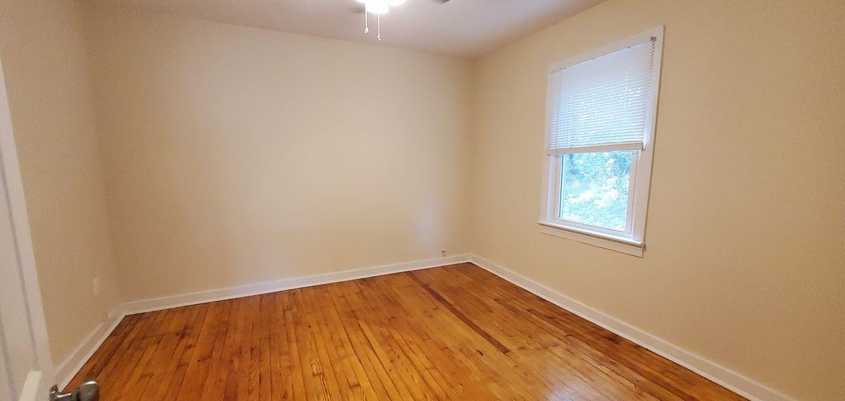 480 Hill St - Photo 6 of 20