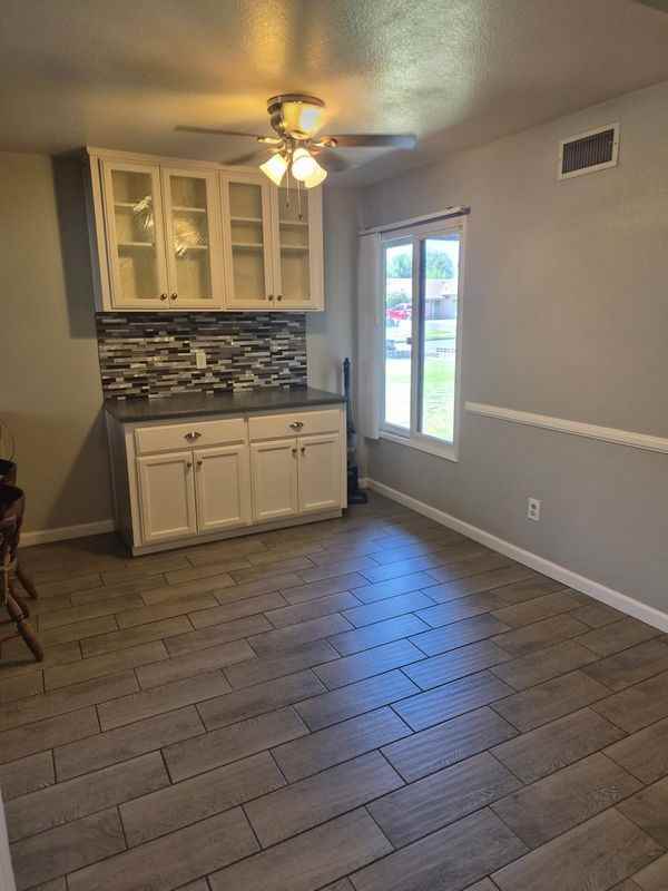 928 N Humboldt Ave - Photo 4 of 17