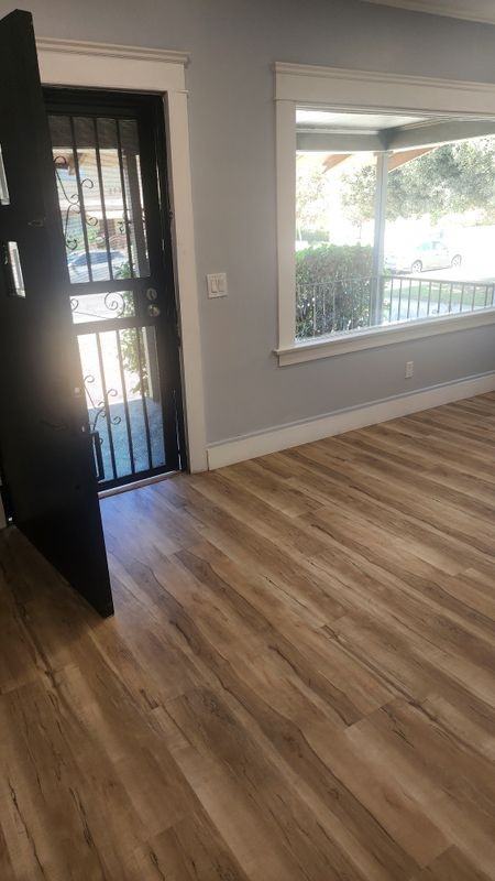 210 S Curtis Ave - Photo 6 of 7
