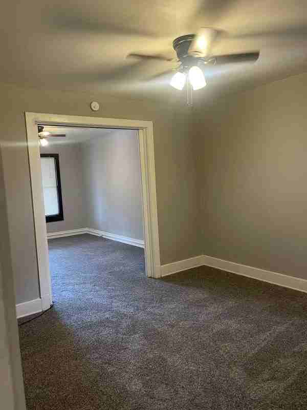 1321 Wareman Ave - Photo 2 of 5