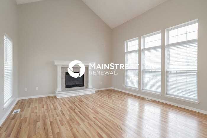 633 Se James Ct - Photo 3 of 18