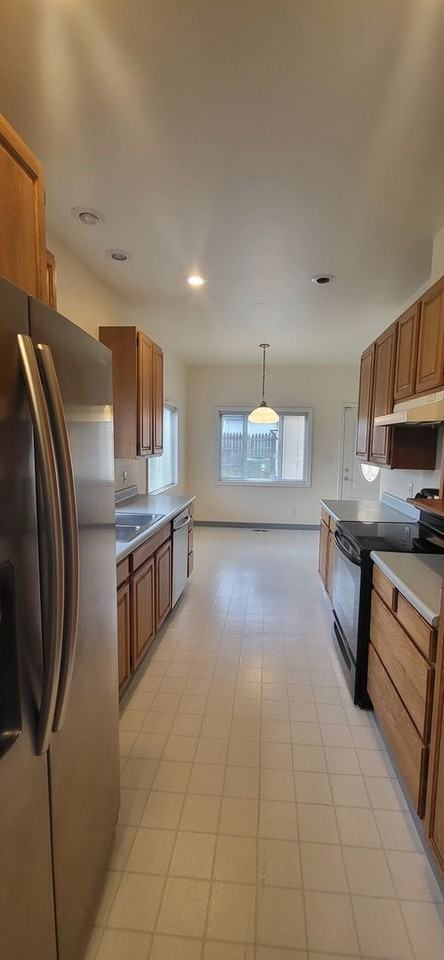 7220 Tacoma Ave S - Photo 4 of 13