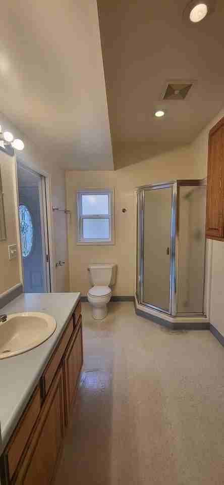 7220 Tacoma Ave S - Photo 6 of 13