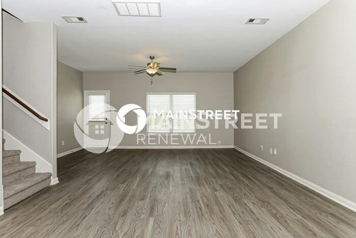 25217 Dickens Dr - Photo 4 of 17