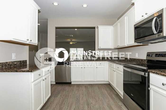 25217 Dickens Dr - Photo 6 of 17