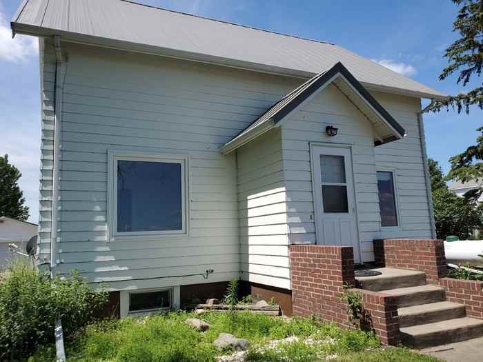 2102 2nd Ave Ne - Photo 3 of 35