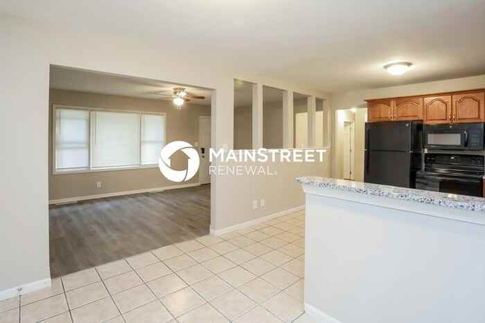 6702 Fairlane Dr - Photo 6 of 16