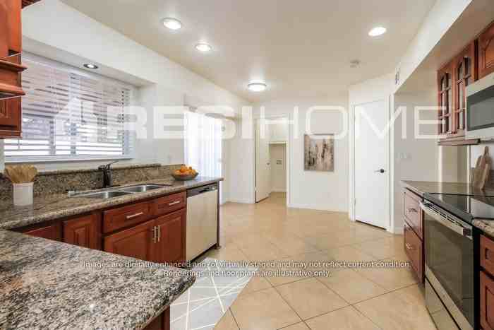 5946 E Fairfield St - Photo 3 of 18