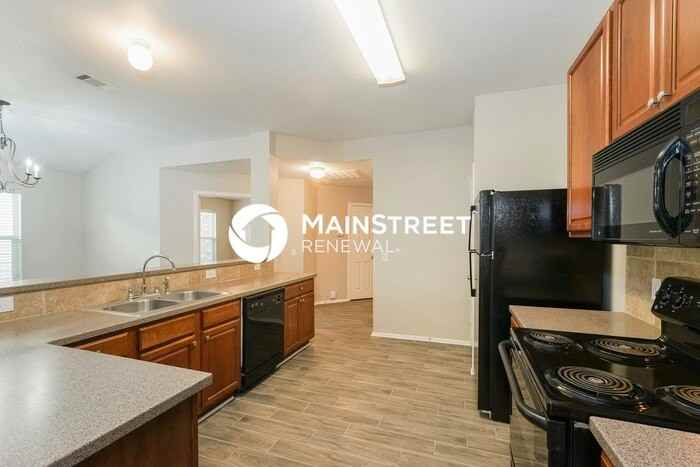 15755 Cotton Tail Ln - Photo 4 of 16