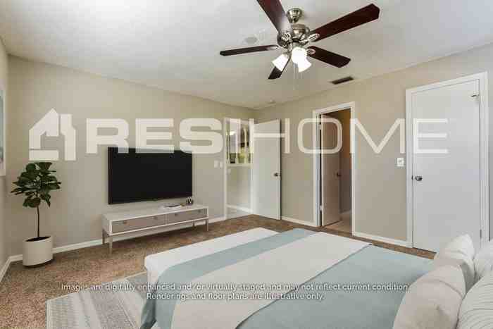 4815 Montauk St - Photo 7 of 16