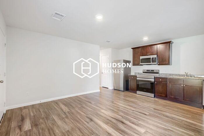 605 S Terrace St #A - Photo 5 of 14