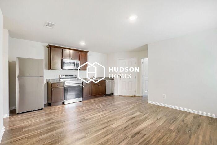 605 S Terrace St #A - Photo 6 of 14
