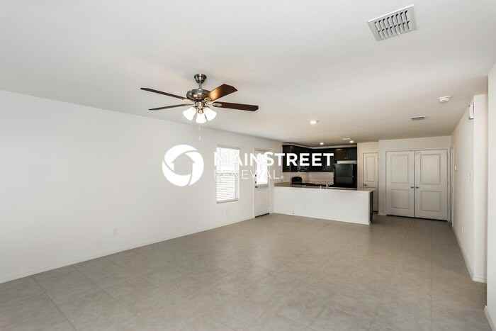 2962 Wallace Wells Ct - Photo 5 of 16