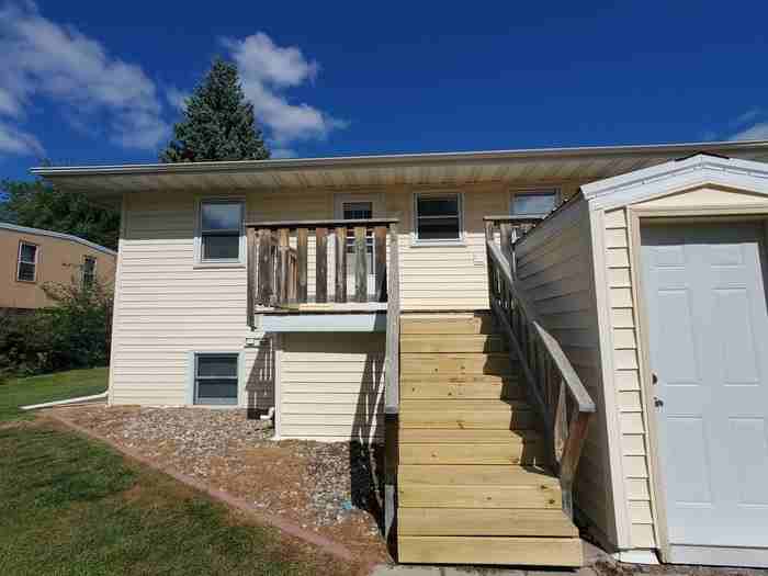 807 18th Ave S #3 - Photo 2 of 12