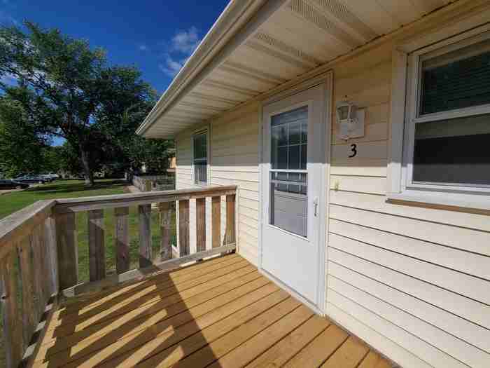 807 18th Ave S #3 - Photo 3 of 12