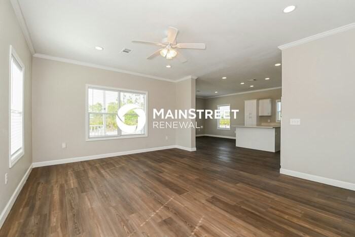 1846 Welk St - Photo 4 of 16