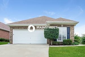 featured image of 4742 Longmeadow Dr