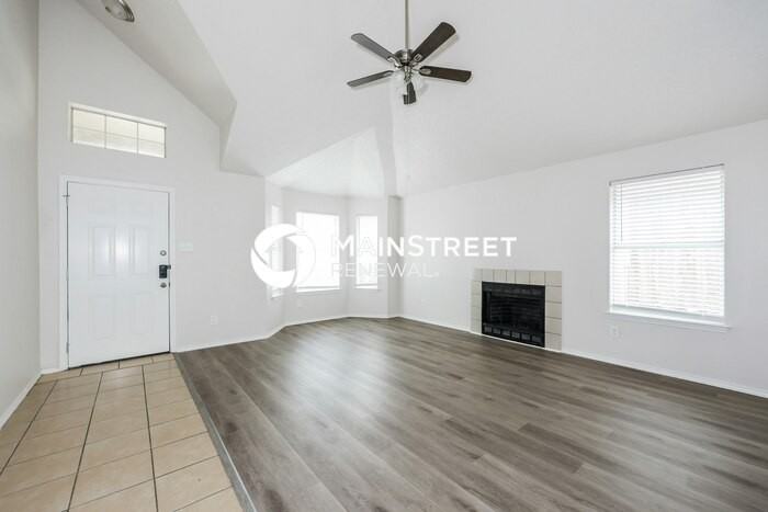 910 Ragland Dr - Photo 2 of 17