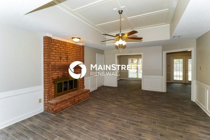 8247 Timber Creek Dr - Photo 3 of 16