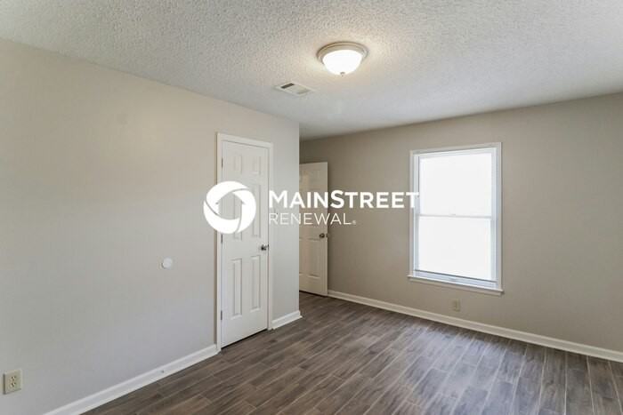 8247 Timber Creek Dr - Photo 5 of 16