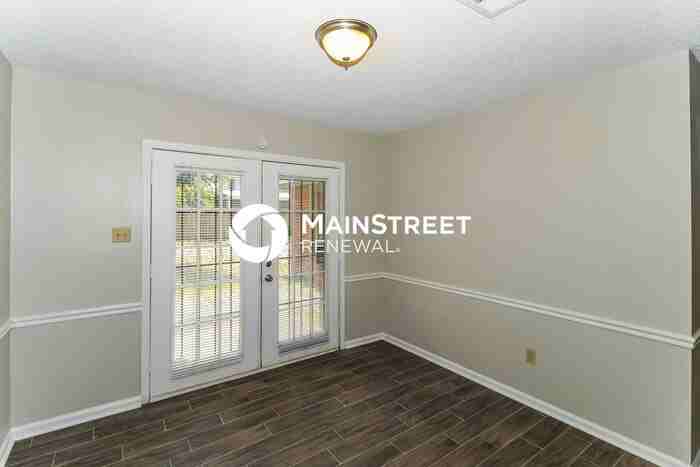 8247 Timber Creek Dr - Photo 7 of 16