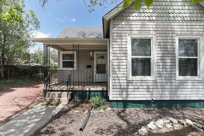 1704 W Cucharras St - Photo 5 of 26