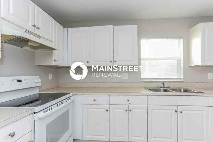 855 14th St S - Photo 6 of 16