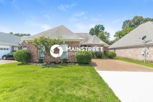 4933 Graham Lake Dr - Photo 1 of 1