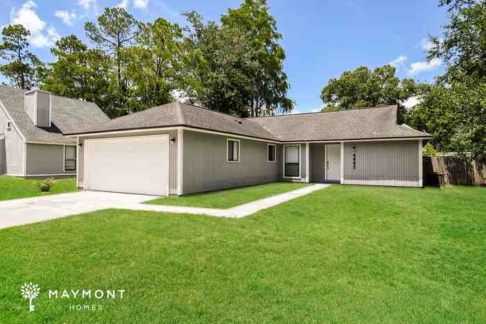 6825 Coralberry Ln S - Photo 4 of 18