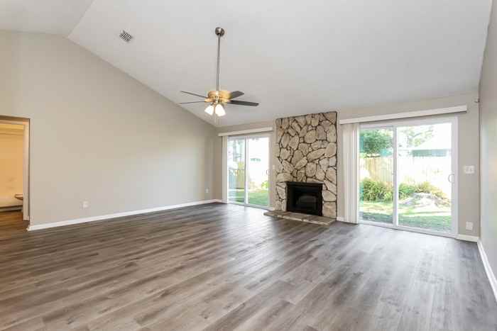 6825 Coralberry Ln S - Photo 6 of 18