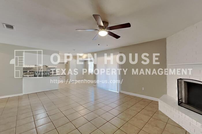 3817 Kippers Ct - Photo 4 of 20
