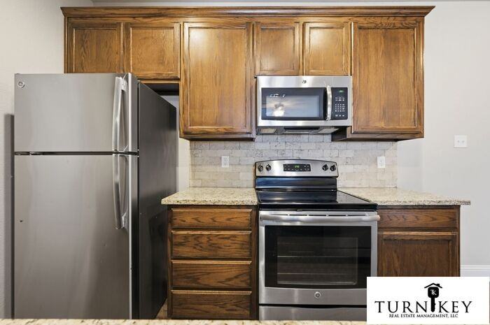 3219 Karen St - Photo 7 of 30