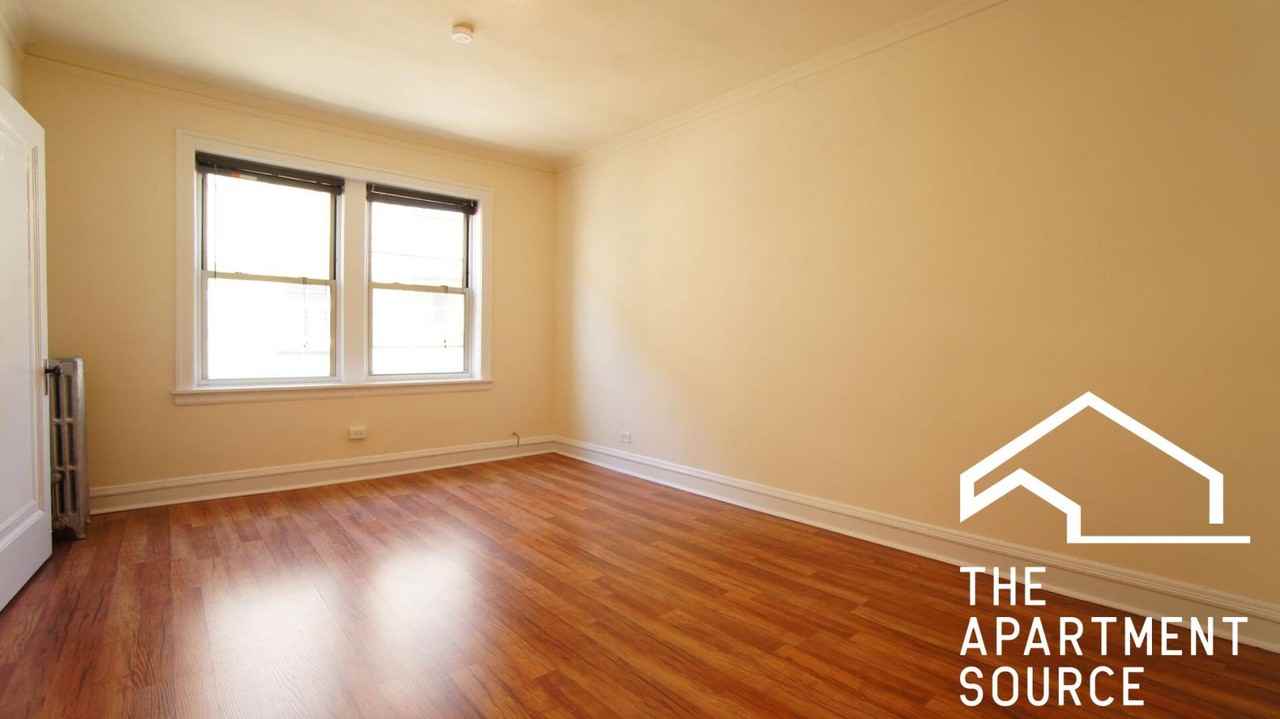 2536 N Sawyer Ave #312 - Photo 3 of 14