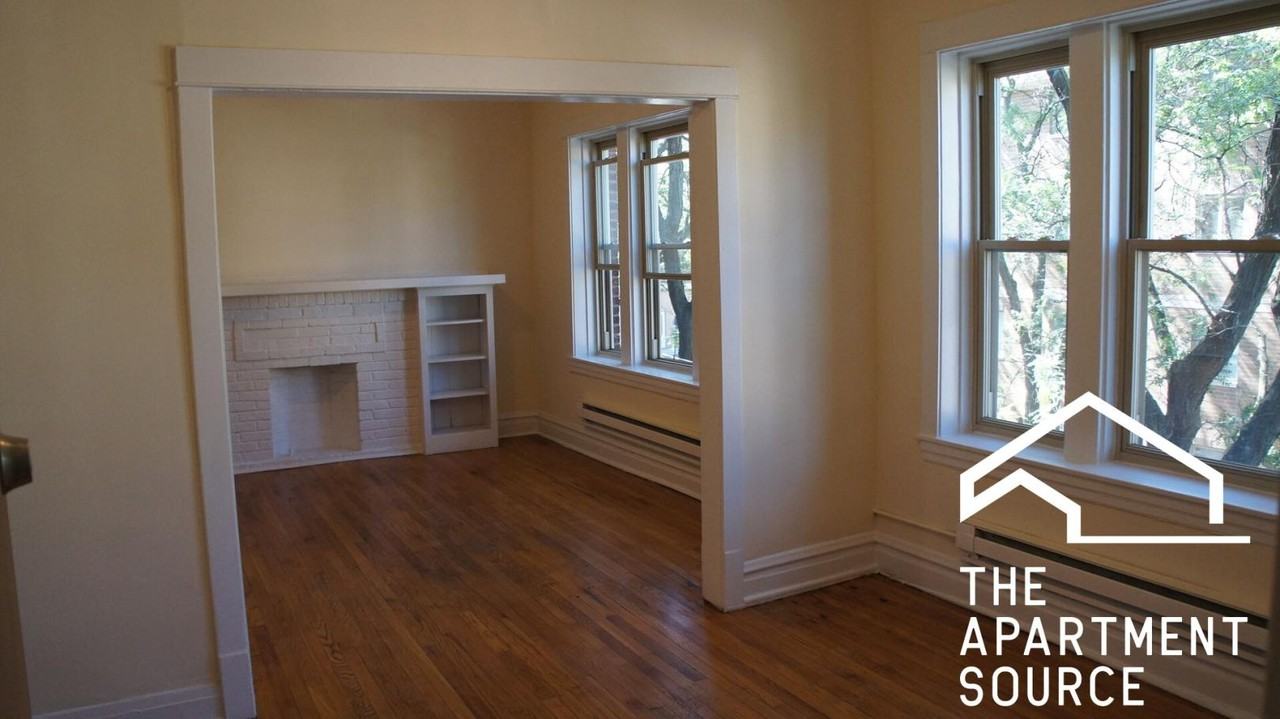 2915 W George St #2 - Photo 2 of 5