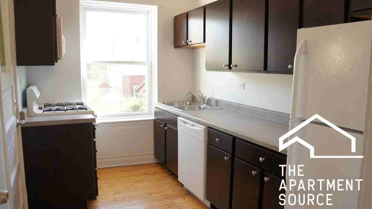 2915 W George St #2 - Photo 3 of 5