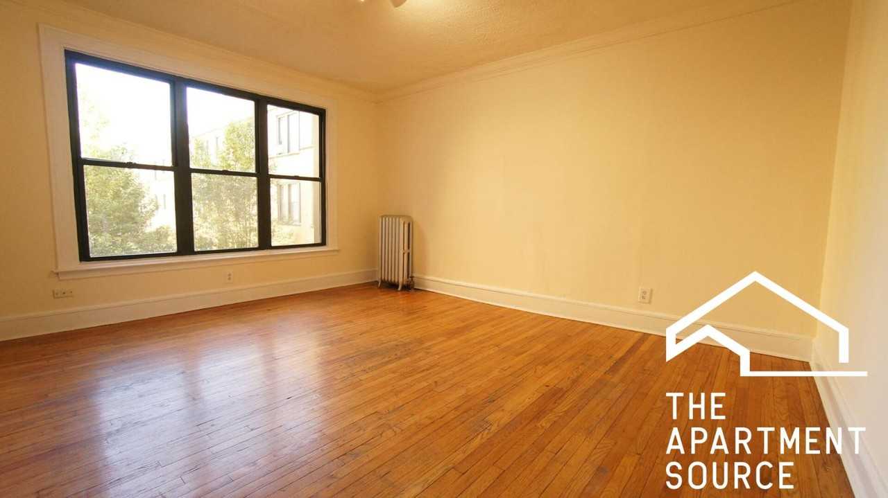 2334 N Spaulding Ave #2B