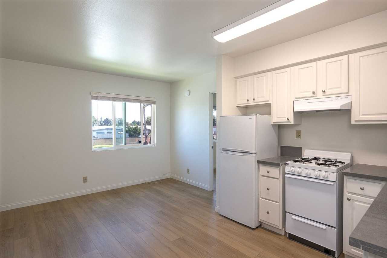 3901 Saviers Rd - Photo 5 of 10
