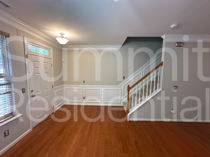 8229 Belneath Ct - Photo 2 of 21