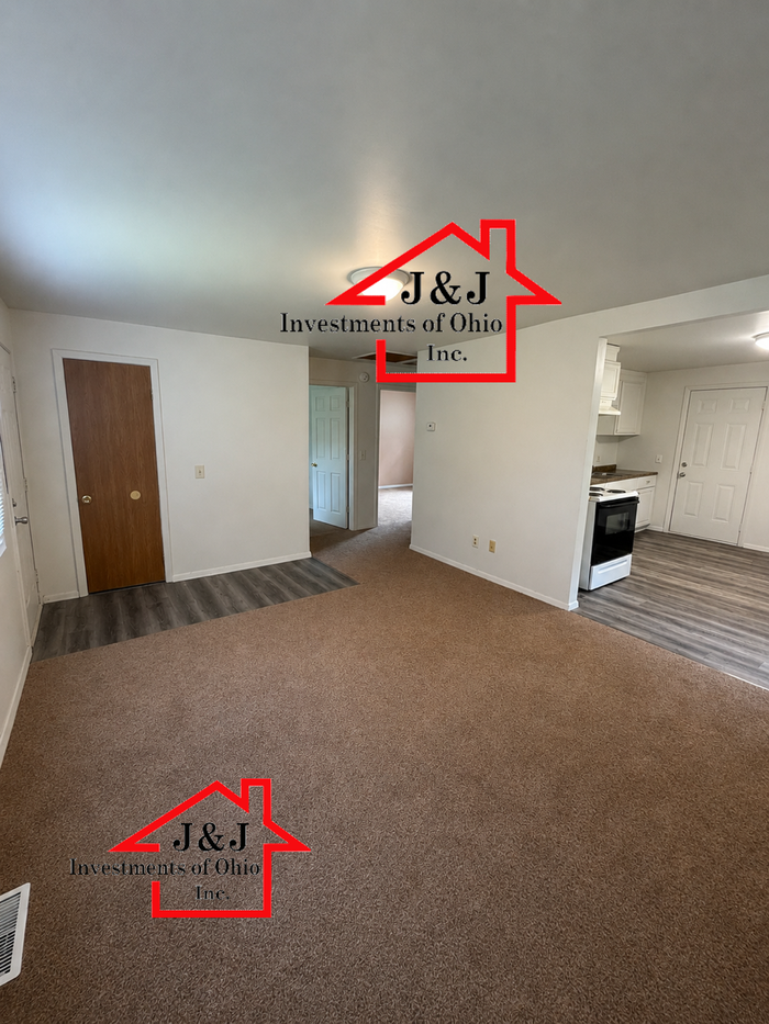 2136 E Forest Dr - Photo 3 of 6