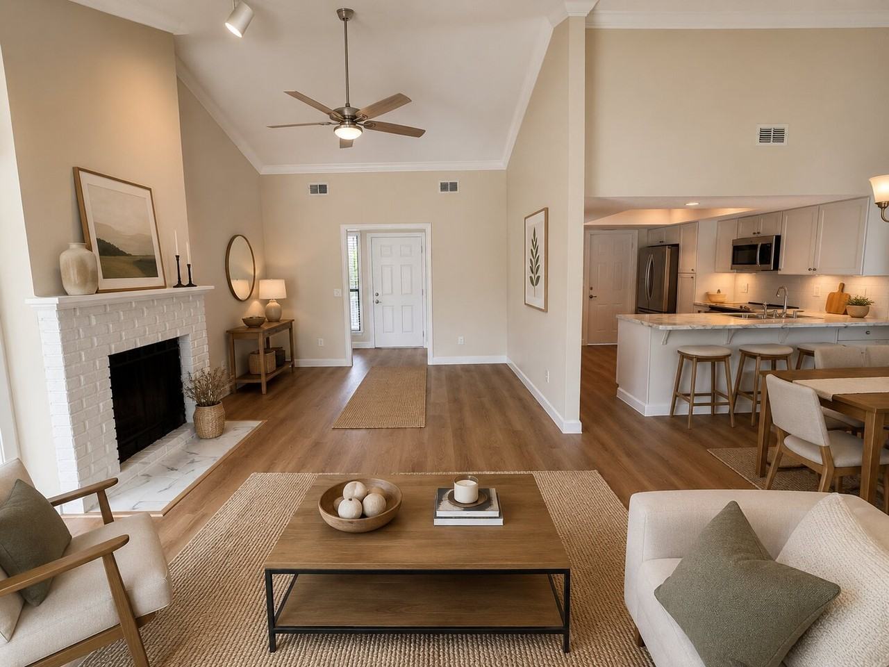 7827 Fawn Brook Cir E - Photo 5 of 32